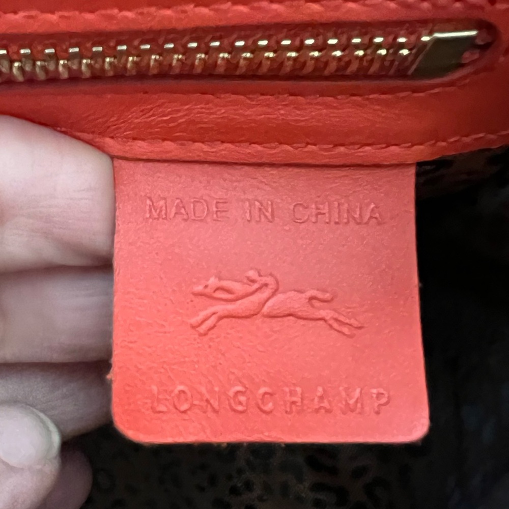 Longchamp Mademoiselle crossbody bag in great condition - Picture 5 of 16